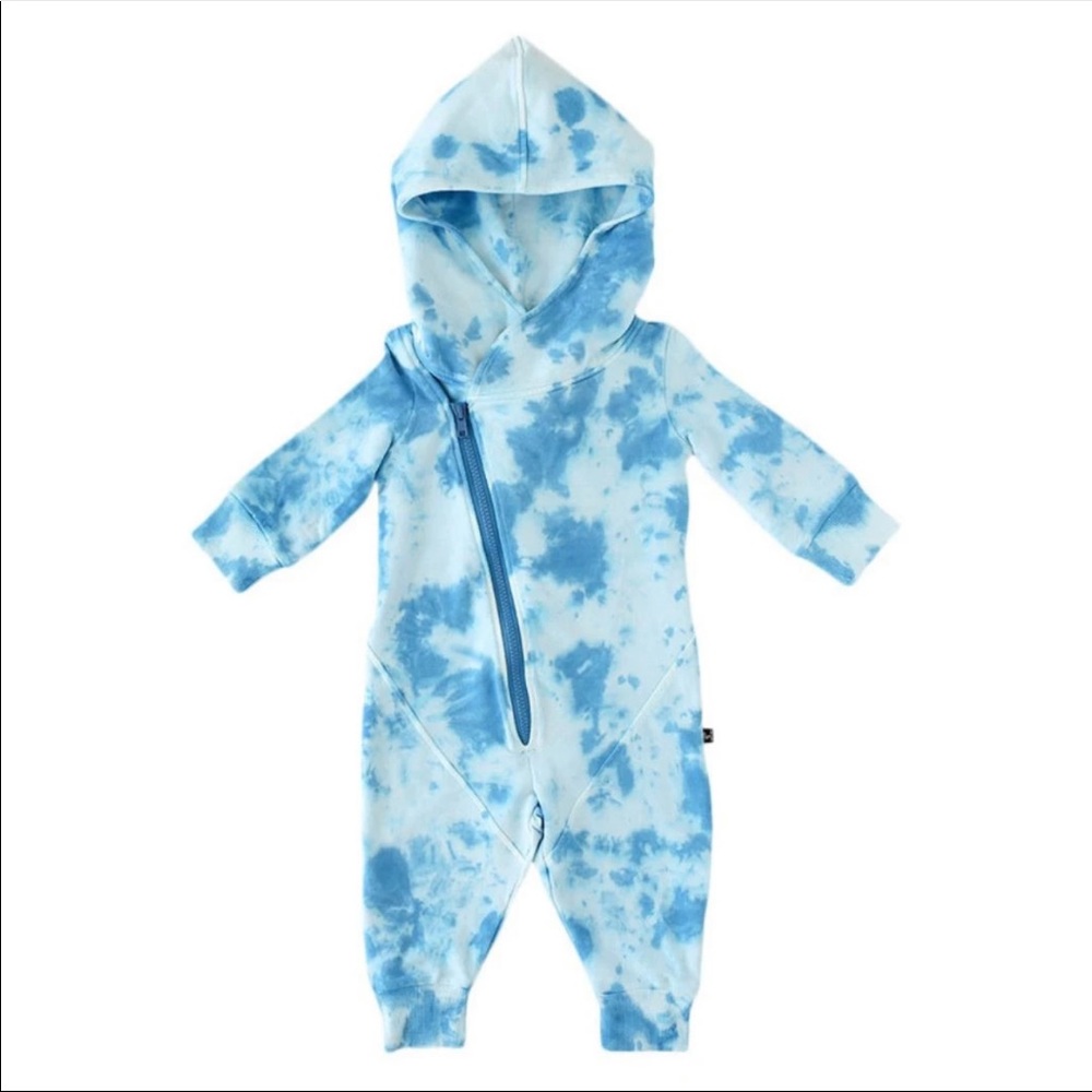 NWT 6-12M organic Baby Tie Die Onesie